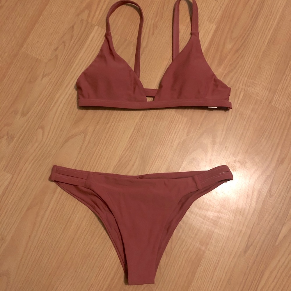 Two piece bikini set